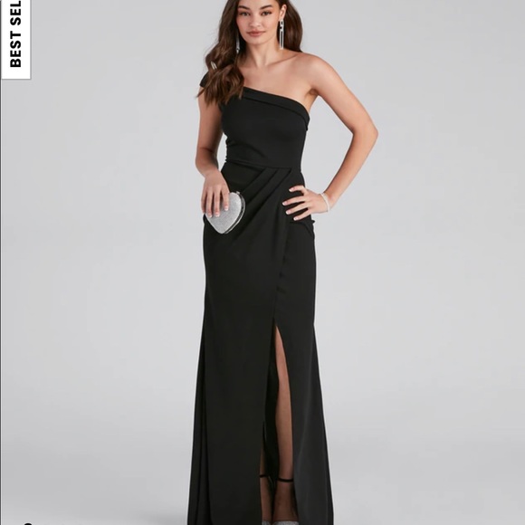 susana asymmetric off shoulder mermaid dress Windsor | Dresses | ALICE + OLIVIA Wynell Made in USA Barbie: Candy Size:Custom Dress
